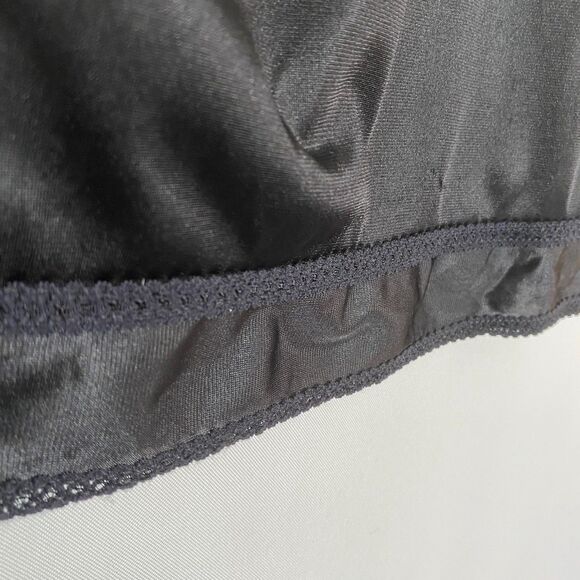 VTG Black Slip Skirt Split Side Lace Border Made in USA Size Medium - Picture 3 of 11